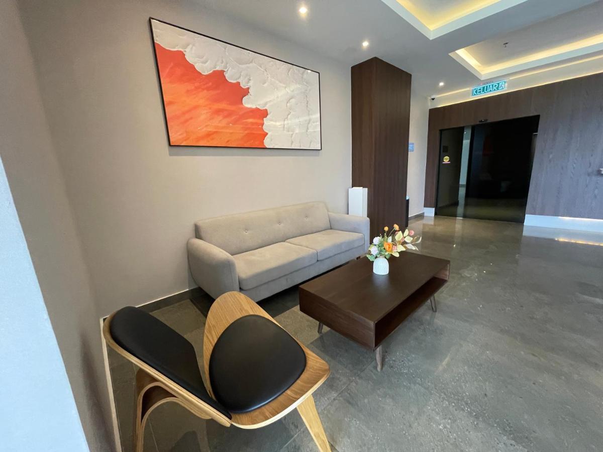 Aru Suites Homestay Wifi,Carpark,24H Check In,Water Filter By R2 Residence Kota Kinabalu Exterior foto